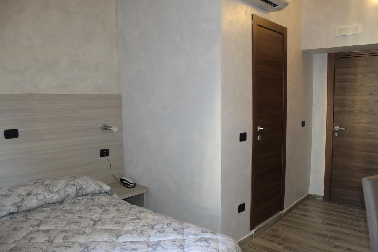 Ricci Rooms Genova Eksteriør bilde