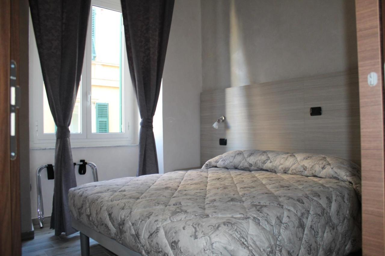 Ricci Rooms Genova Rom bilde